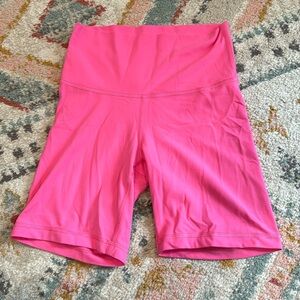 TNA Aritzia Action 5” Biker shorts